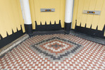 Fraaie mozaïekvloer, portiek Rijnstraat 51-53.
<br/>
Marcel Westhoff, 2015-12-01